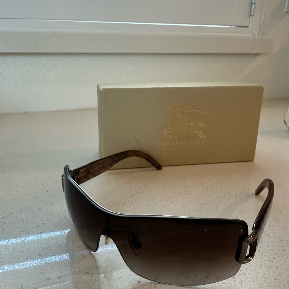 Burberry B 3043 sunglasses